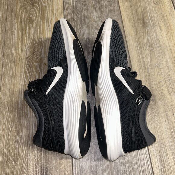 Nike Revolution 4 AA1729-001 Black White Youth US Size 7 Running Sneaker Shoes - Picture 9 of 11